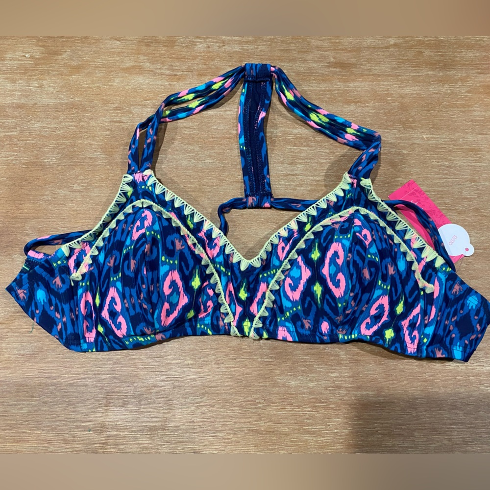 NWT Xhiliration swim top - size D/DD - bold beautiful bright colors!